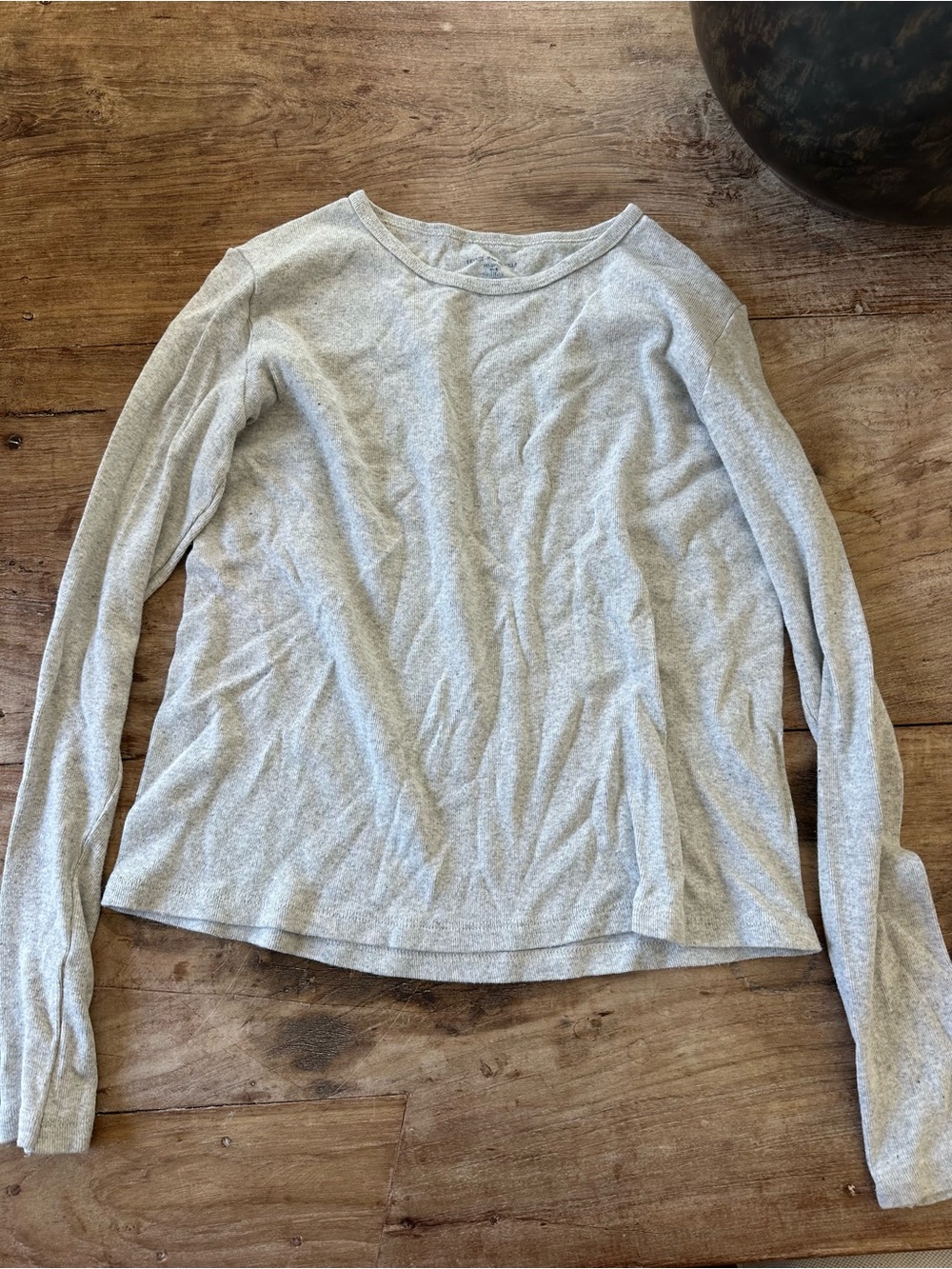 Brandy Melville Light Gray Long Sleeve Top